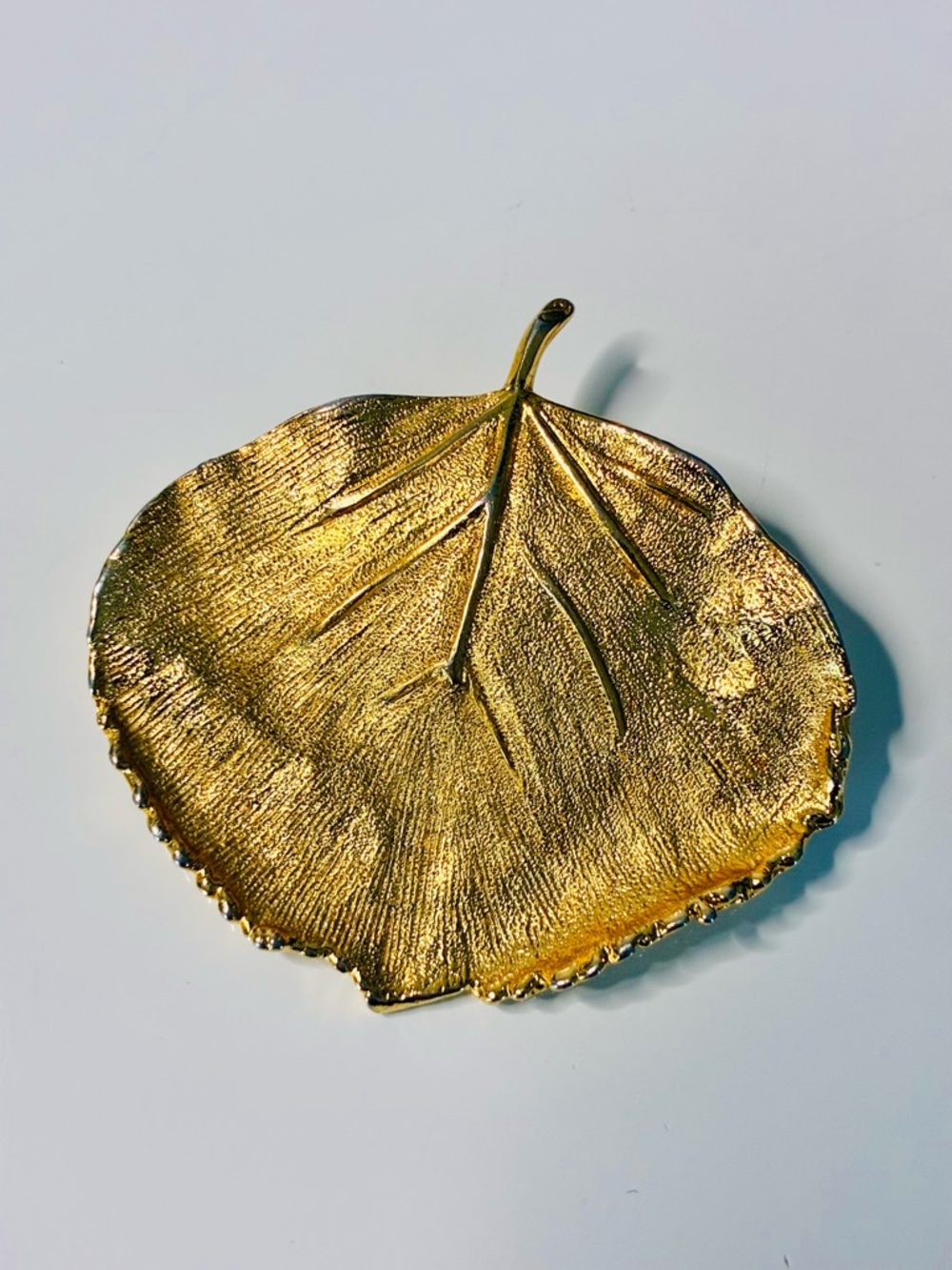 Gold Leaf Brooch - Elegant Women’s Jewelry